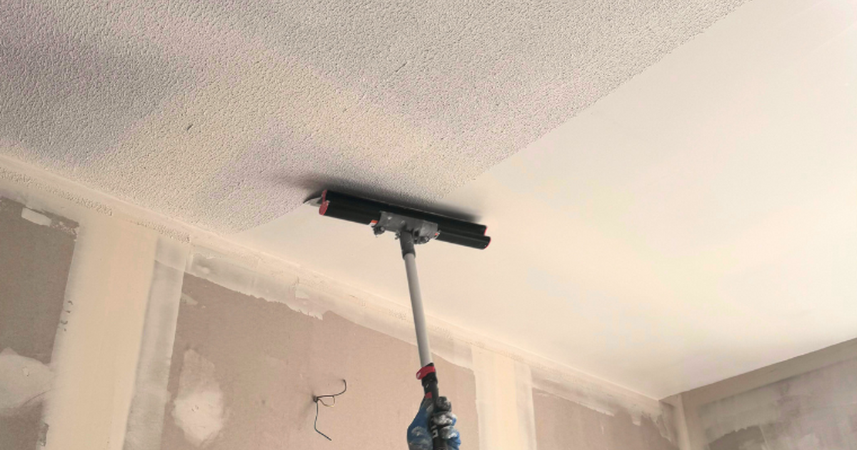 Jak nakładać gładź szpachlową Rigips - przewodnik dla profesjonalistów i  amatorów | Rigips