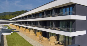 Izolacja akustyczna korytarzy w hotelu Mercure