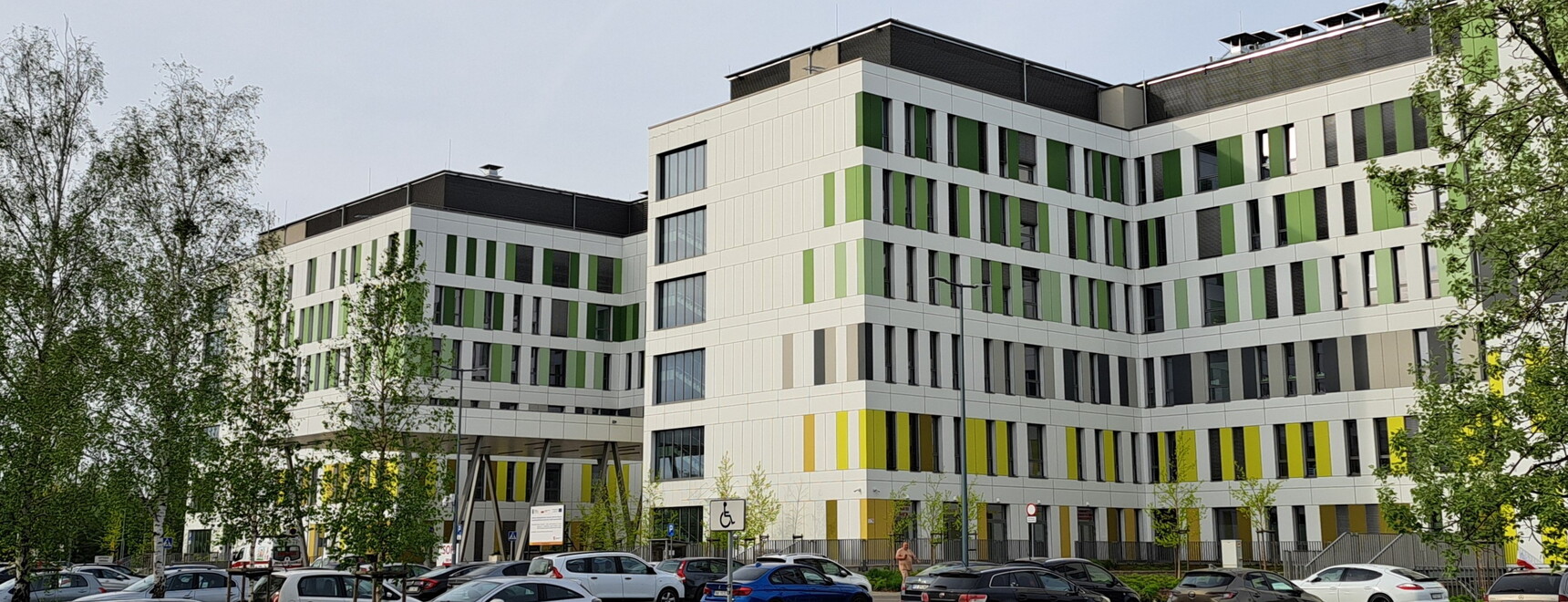 Zabudowa sufitów w szpitalu 